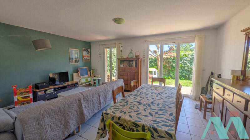 Maison - 98 m² - 5 pièces