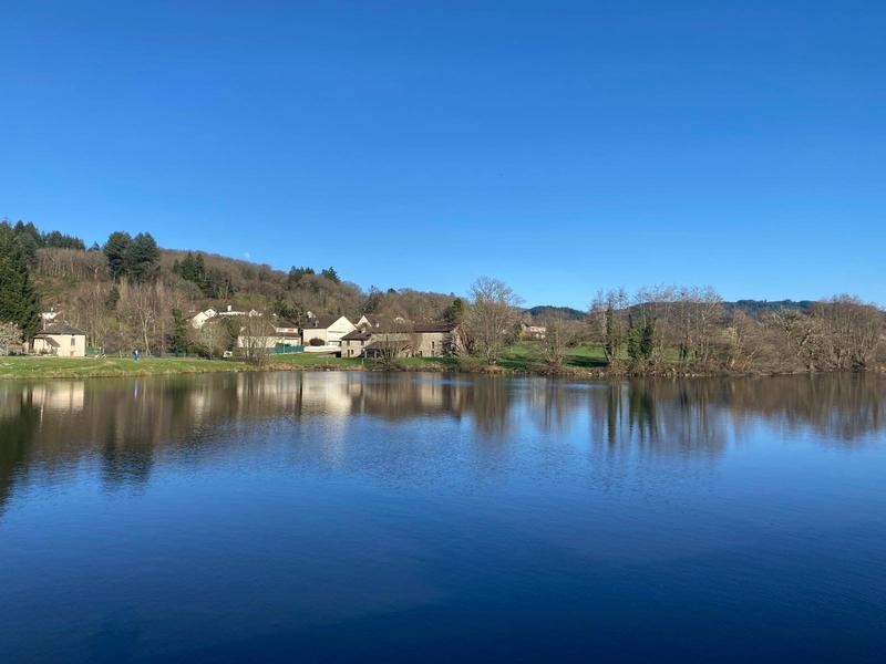 Maison - 240 m² - 8 pièces