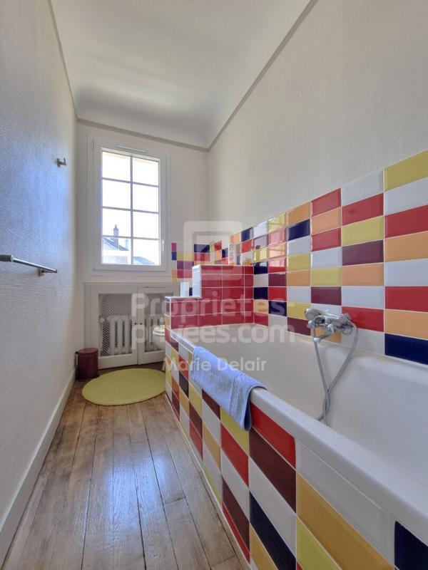 Demeure - 270 m² - 9 pièces