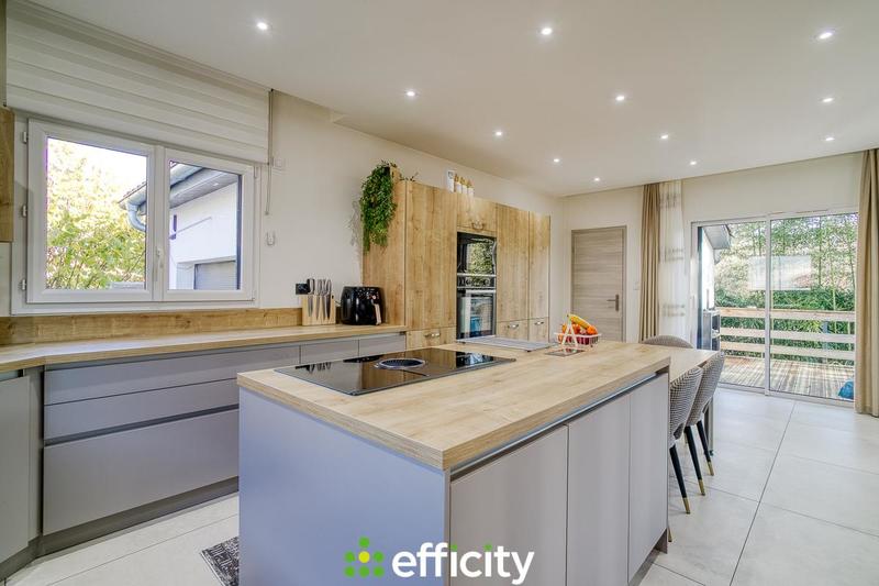 Villa - 140 m² - 5 pièces