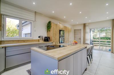 Villa - 140 m² - 5 pièces