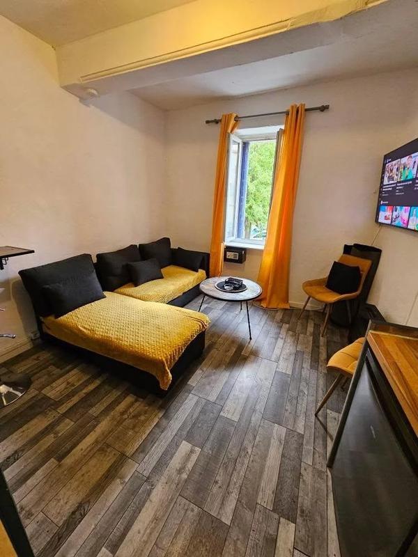 Maison de ville - 75 m² - 4 pièces