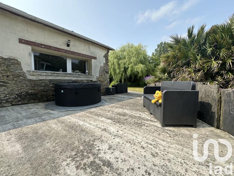 Maison - 209 m² - 8 pièces