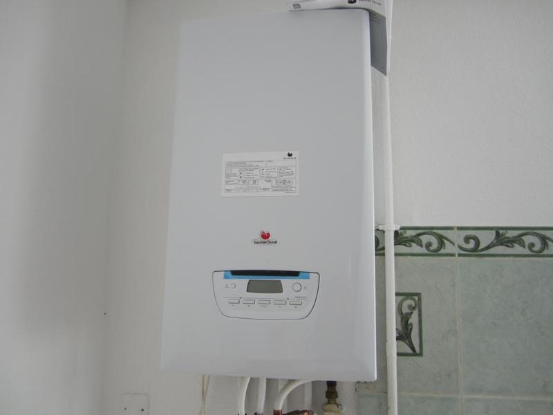 Appartement ancien - 85 m² - 3 pièces