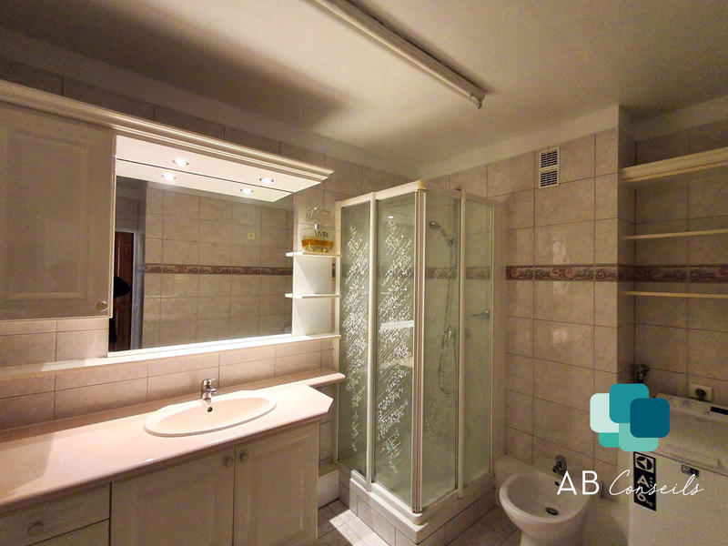 Appartement - 71 m² - 5 pièces