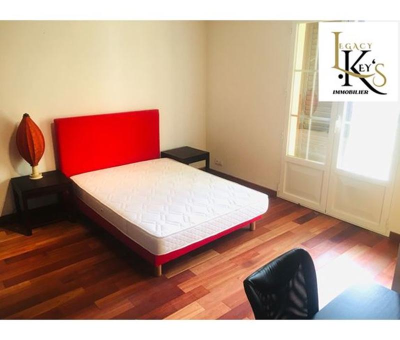 Appartement - 85 m² - 3 pièces