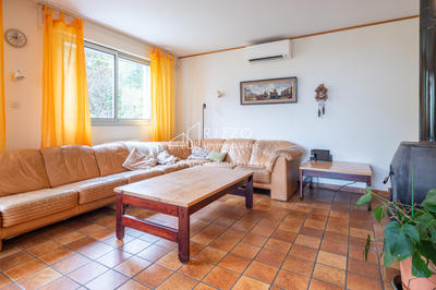 Maison - 200 m² - 6 pièces