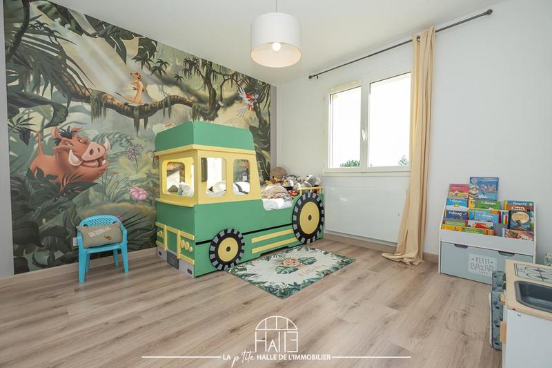 Pavillon - 140 m² - 6 pièces