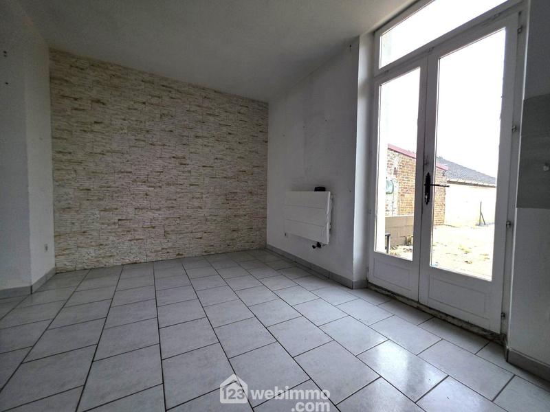 Maison - 95 m² - 5 pièces
