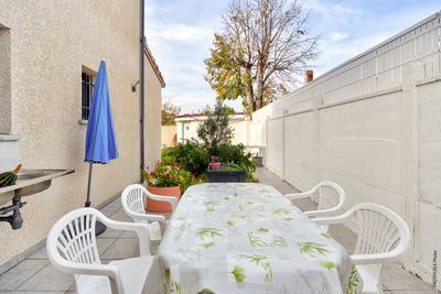 Maison - 90 m² - 5 pièces