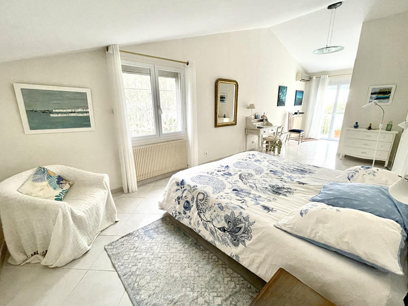 Maison - 183 m² - 5 pièces