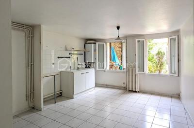 Maison ancienne - 131 m² - 6 pièces