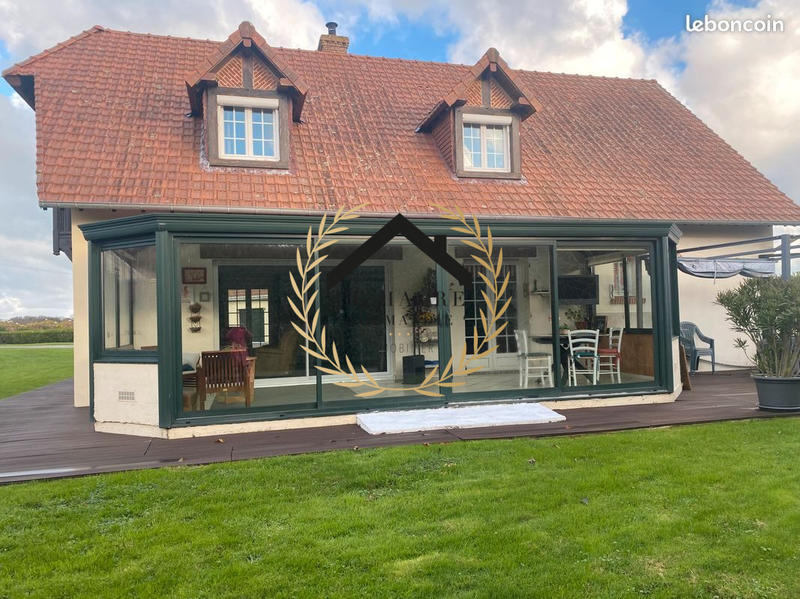 Maison traditionnelle - 175 m² - 5 pièces