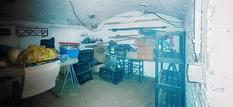 Maison - 350 m² - 12 pièces