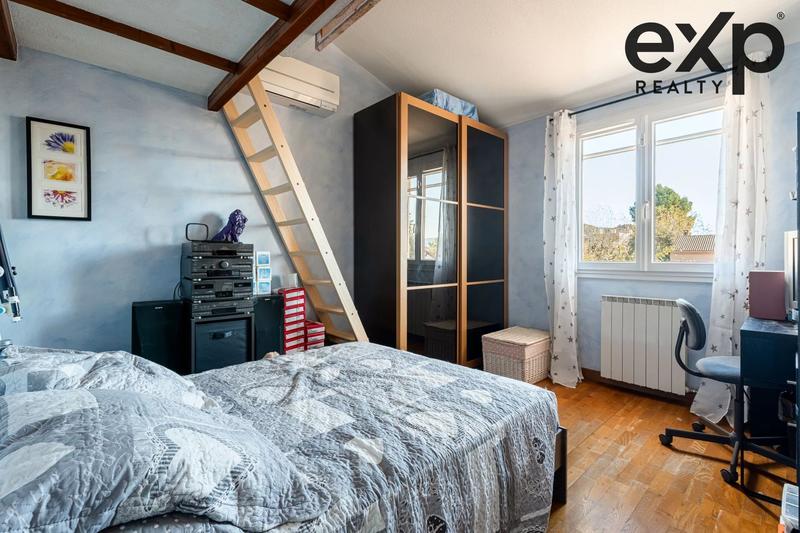 Maison - 97 m² - 5 pièces