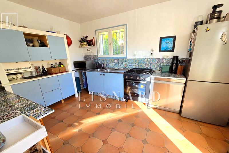 Maison - 104 m² - 4 pièces