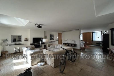 Appartement - 170 m² - 5 pièces