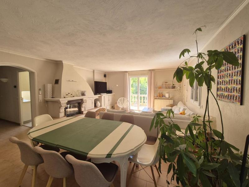 Maison - 140 m² - 7 pièces