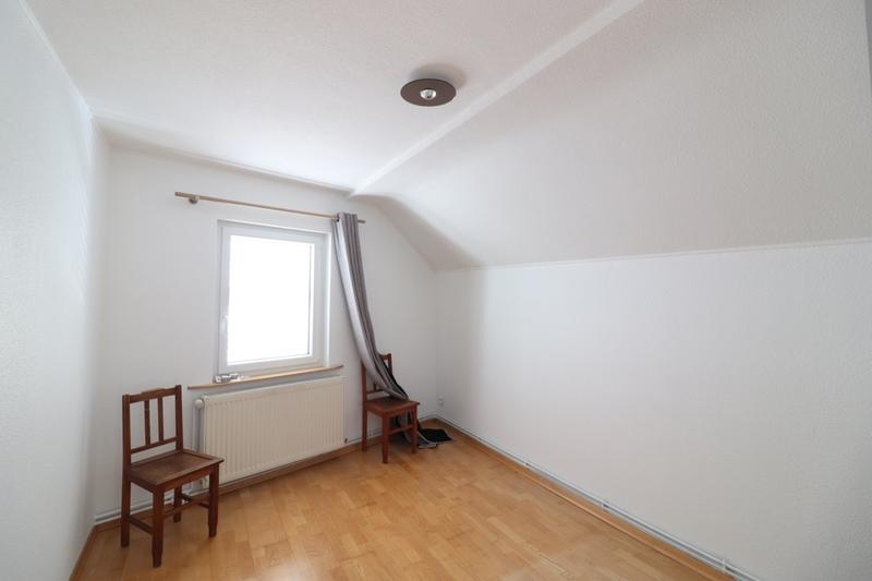 Maison - 210 m² - 7 pièces