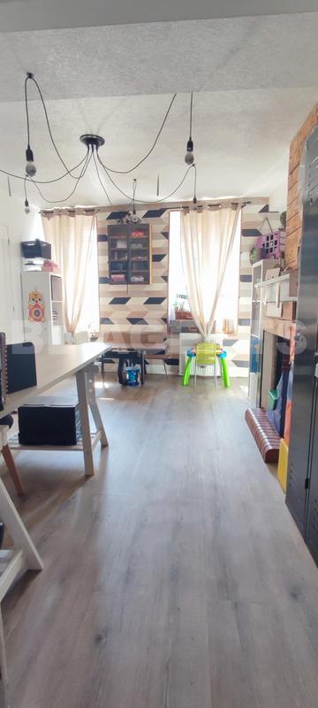 Maison - 186 m² - 6 pièces