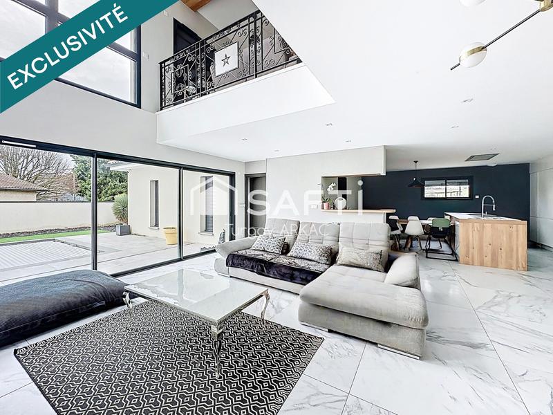 Maison - 194 m² - 6 pièces