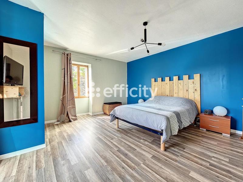 Maison - 153 m² - 5 pièces