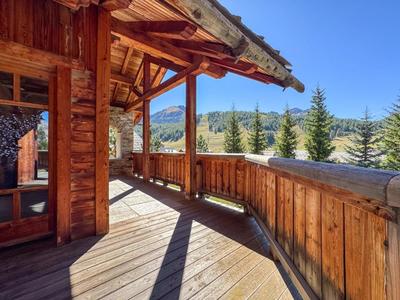 Châlet - 375 m² - 9 pièces