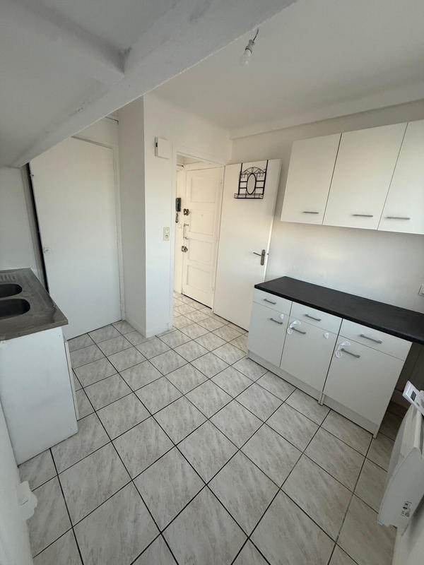 Appartement - 64 m² - 4 pièces