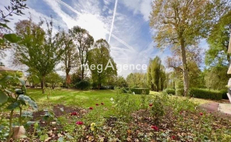 Appartement - 165 m² - 6 pièces