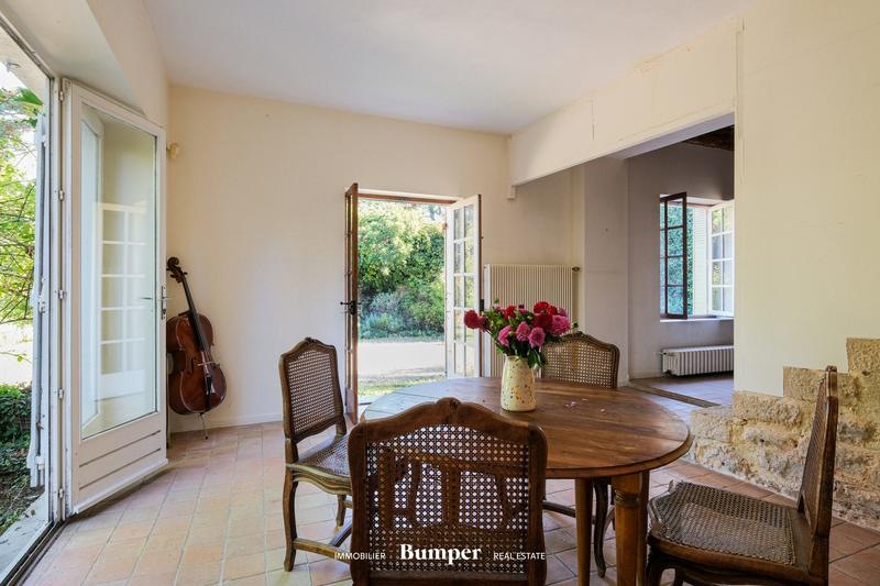 Maison ancienne - 220 m² - 6 pièces