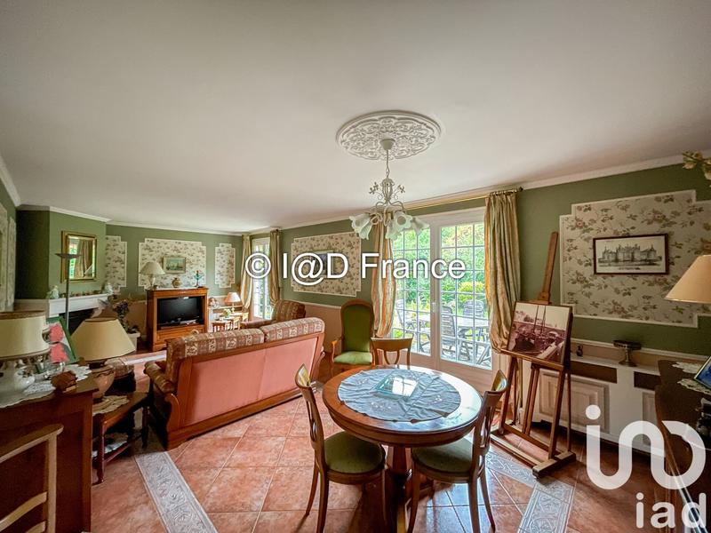 Maison - 160 m² - 8 pièces