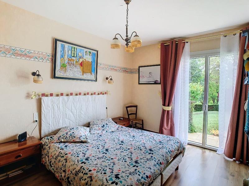 Maison traditionnelle - 156 m² - 5 pièces