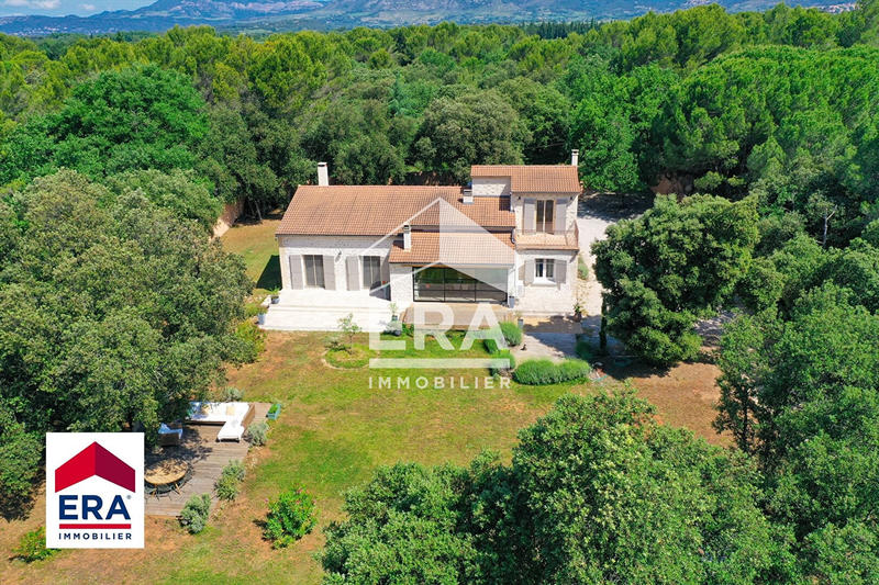 Maison - 178 m² - 5 pièces