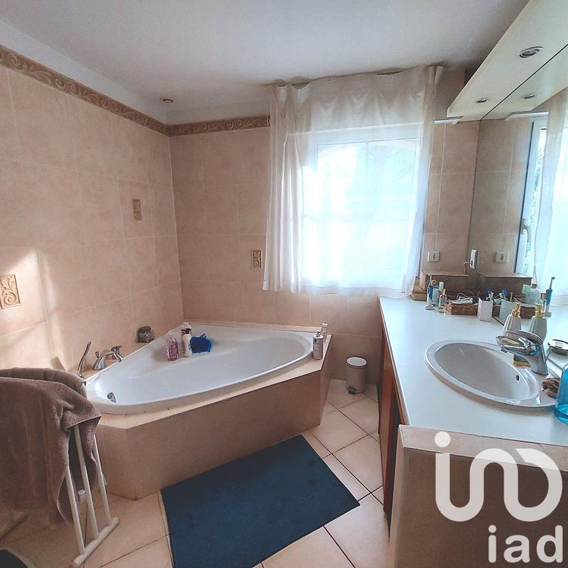 Maison de maîtres - 180 m² - 7 pièces