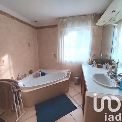 Maison de maîtres - 180 m² - 7 pièces