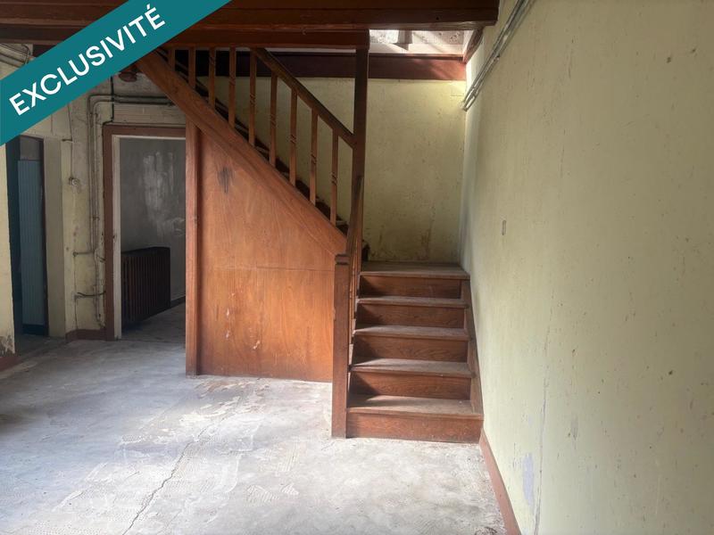 Maison - 185 m² - 9 pièces