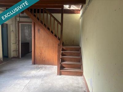 Maison - 185 m² - 9 pièces