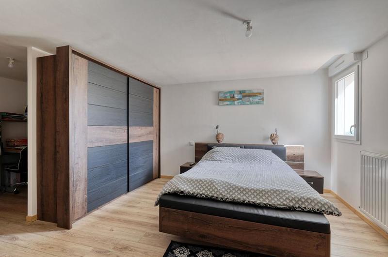 Maison - 166 m² - 6 pièces