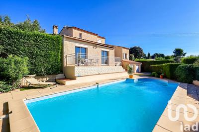 Maison - 175 m² - 6 pièces