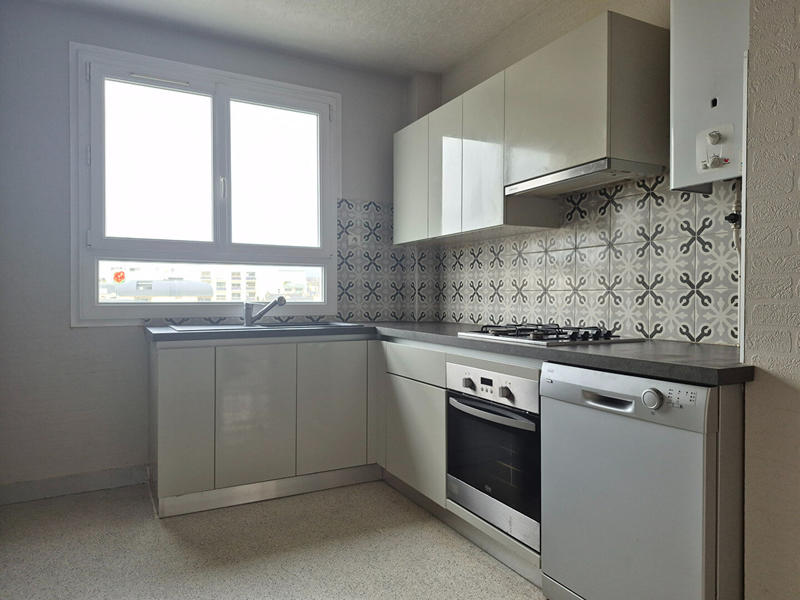 Appartement - 79 m² - 4 pièces