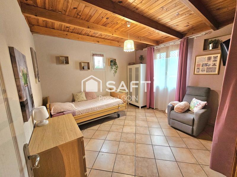 Maison - 245 m² - 7 pièces