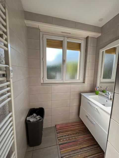 Appartement - 75 m² - 3 pièces