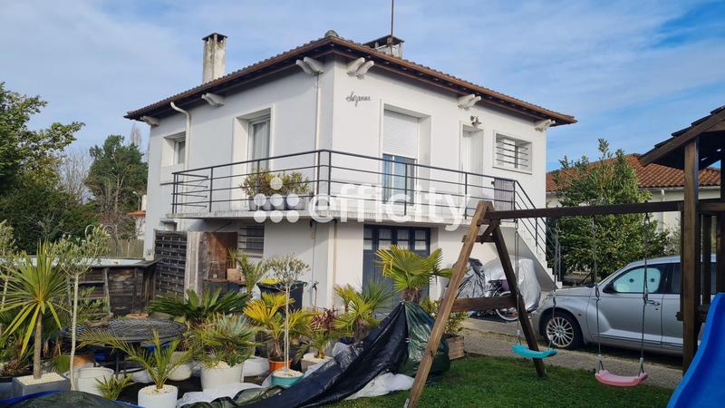 Maison - 87 m² - 4 pièces