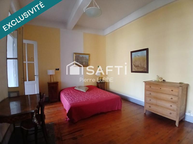 Maison - 180 m² - 7 pièces