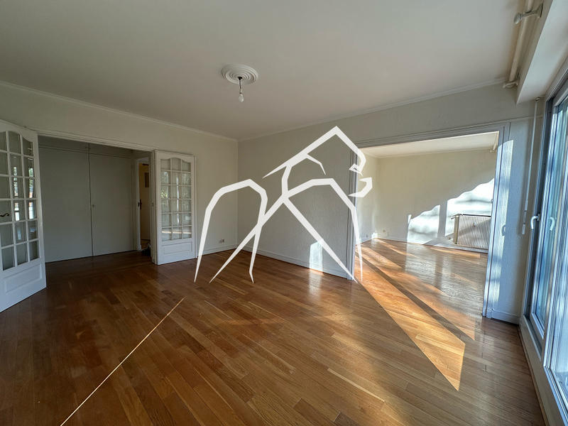 Appartement - 89 m² - 4 pièces