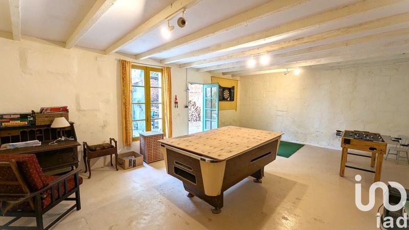 Maison - 305 m² - 9 pièces