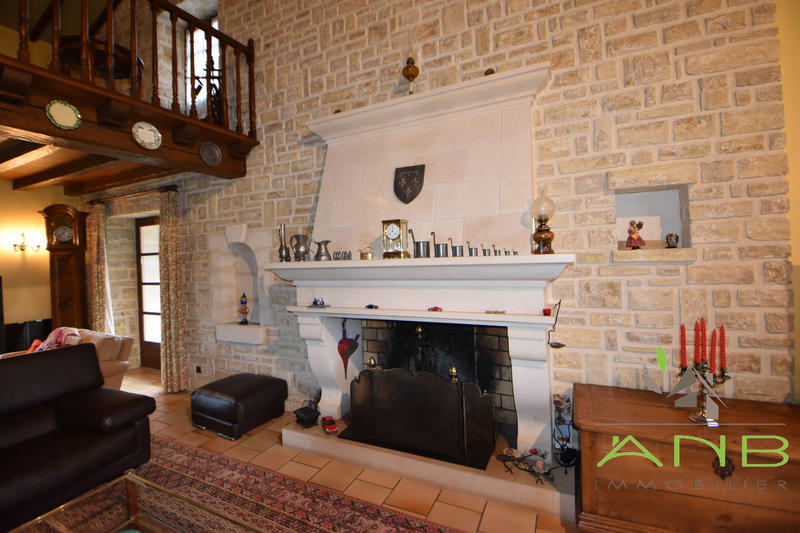 Maison - 290 m² - 5 pièces