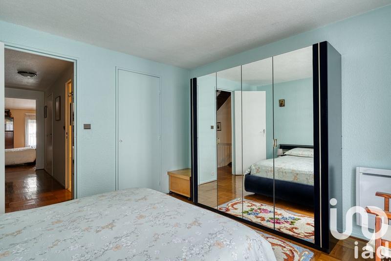 Maison - 94 m² - 6 pièces