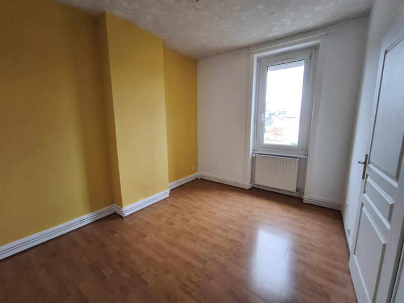 Maison de village - 90 m² - 5 pièces