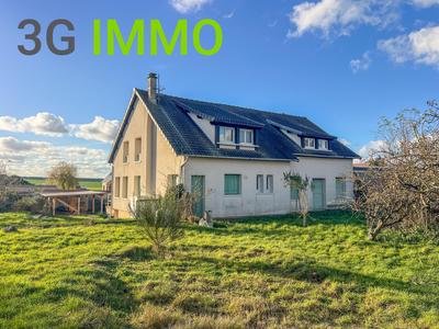 Immeuble - 235 m² - 10 pièces